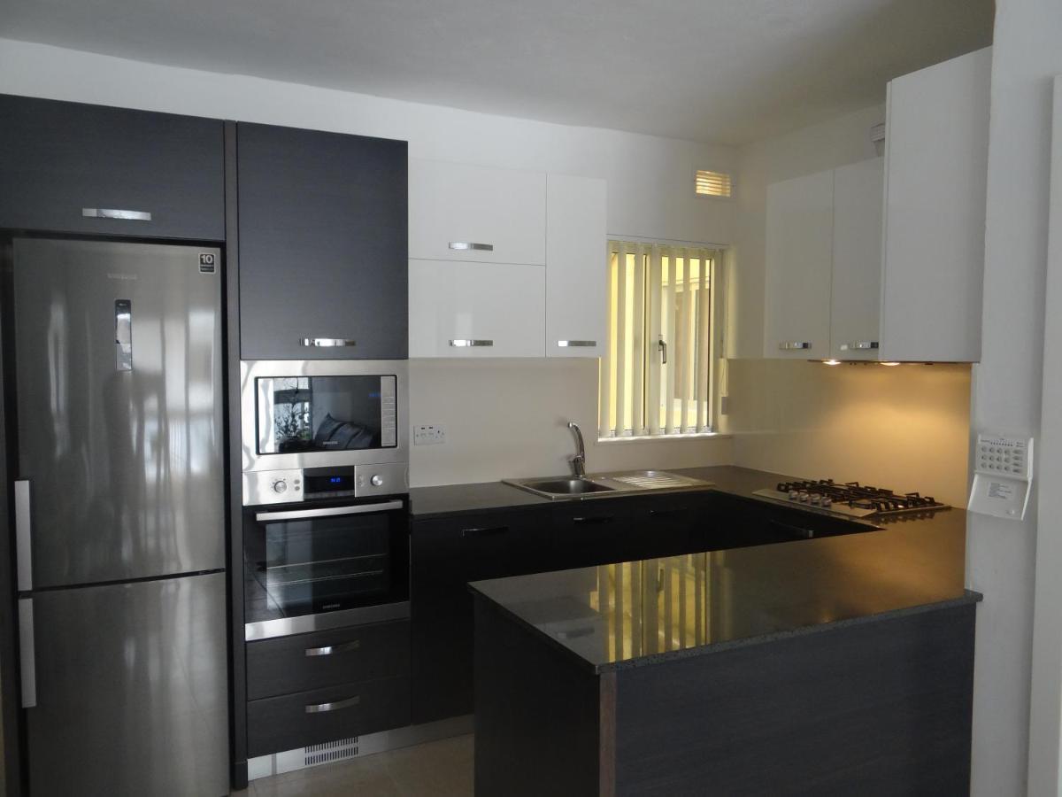 Modern Two Bedroom Sea View Apartment มาร์ซาสคาลา ภายนอก รูปภาพ